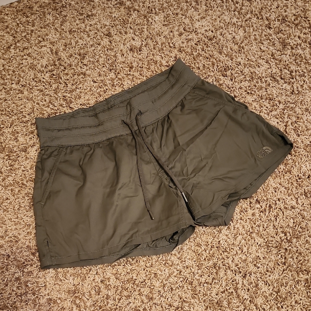 The North Face shorts